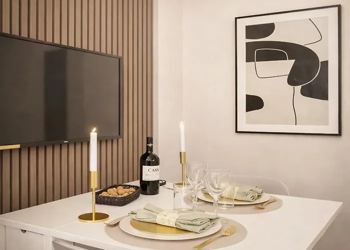 Eiffel Tower * Paris