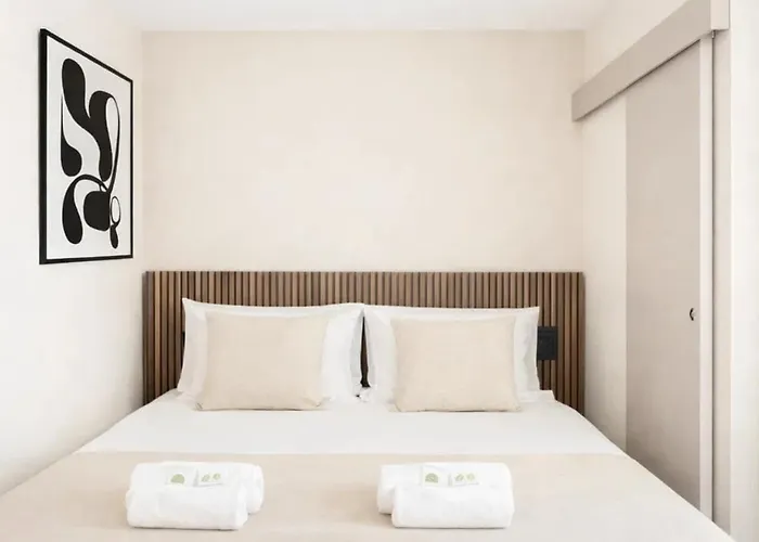 Eiffel Tower Apartment Paris