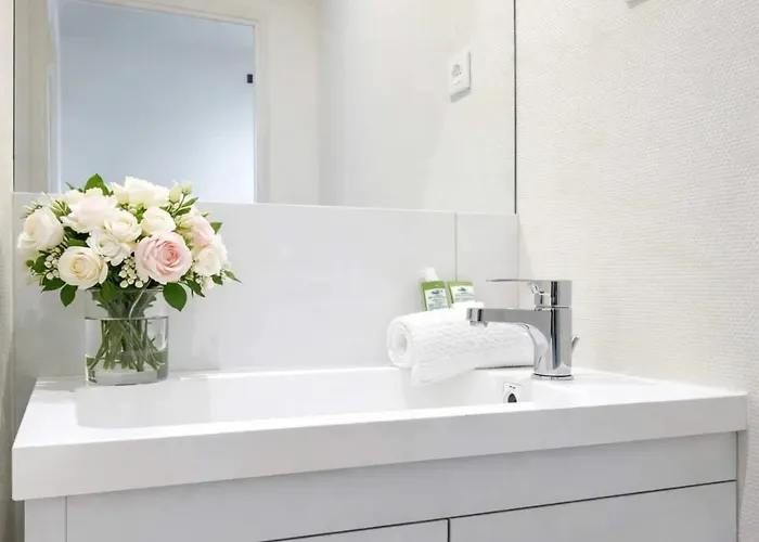 Apartment Eiffel Tower Paris