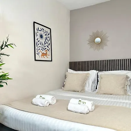 Eiffel Tower Apartmán Paříž