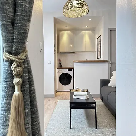 Διαμέρισμα Eiffel Tower *