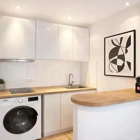 Διαμέρισμα Eiffel Tower *